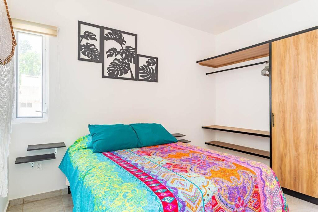 Lovely Cozy Apt W/Pool 2 Bedrooms. Great Location! بويرتو موريلوس المظهر الخارجي الصورة
